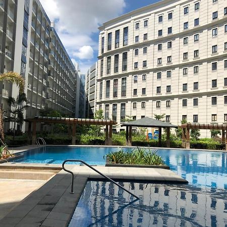 Robles' Unit At 81 Newport Boulevard Manilla Buitenkant foto