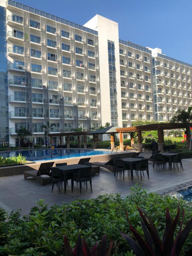 Robles' Unit At 81 Newport Boulevard Manilla Buitenkant foto