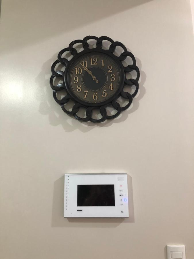 Robles' Unit At 81 Newport Boulevard Manilla Buitenkant foto